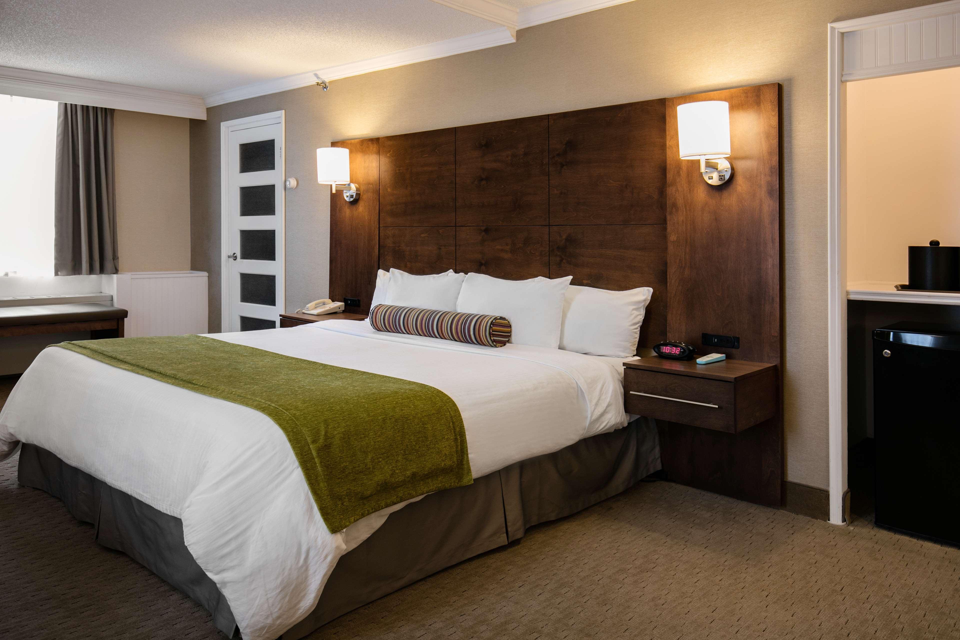Best Western Ville-Marie Hotel & Suites Montreal Exterior photo