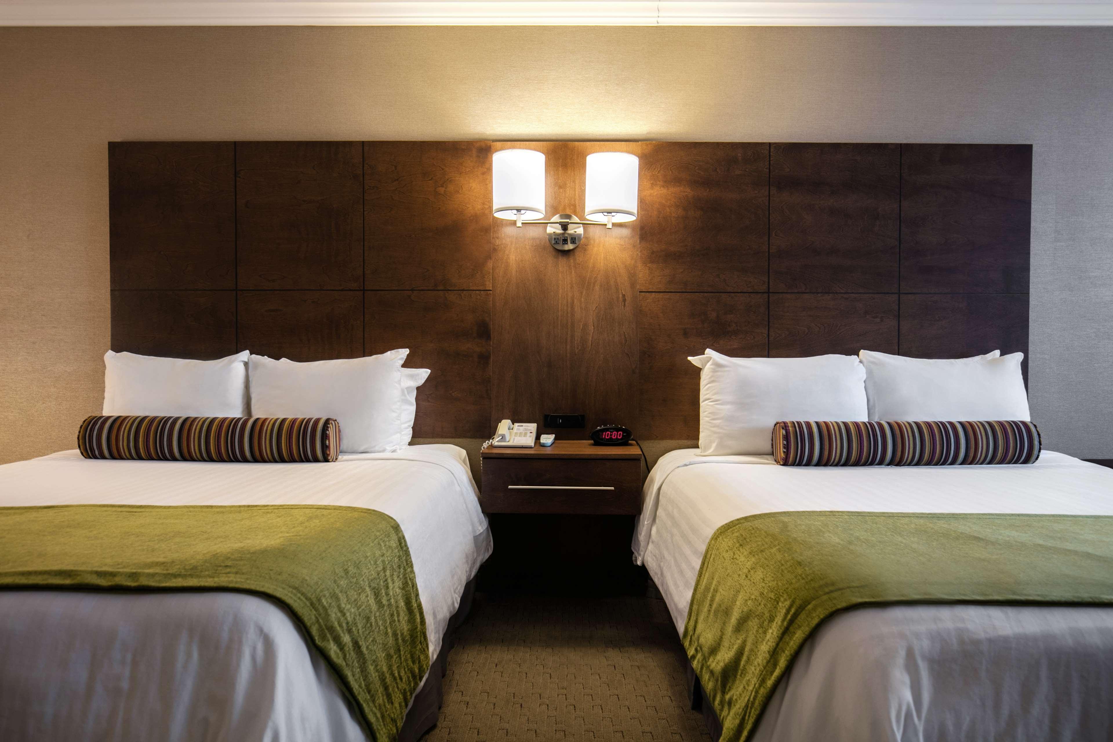Best Western Ville-Marie Hotel & Suites Montreal Exterior photo
