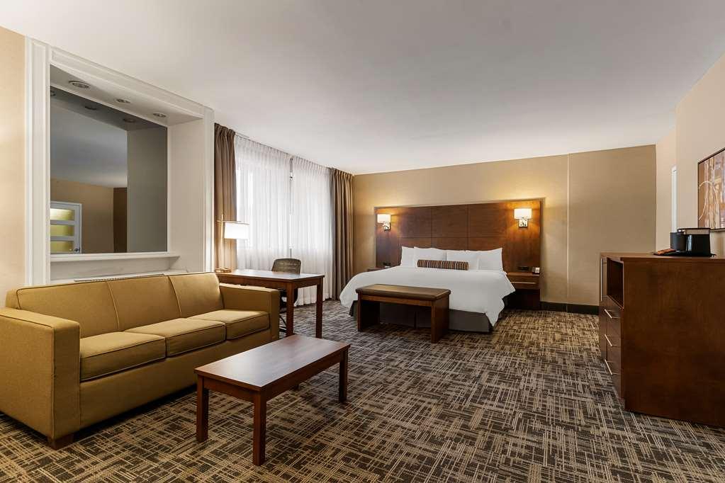Best Western Ville-Marie Hotel & Suites Montreal Room photo