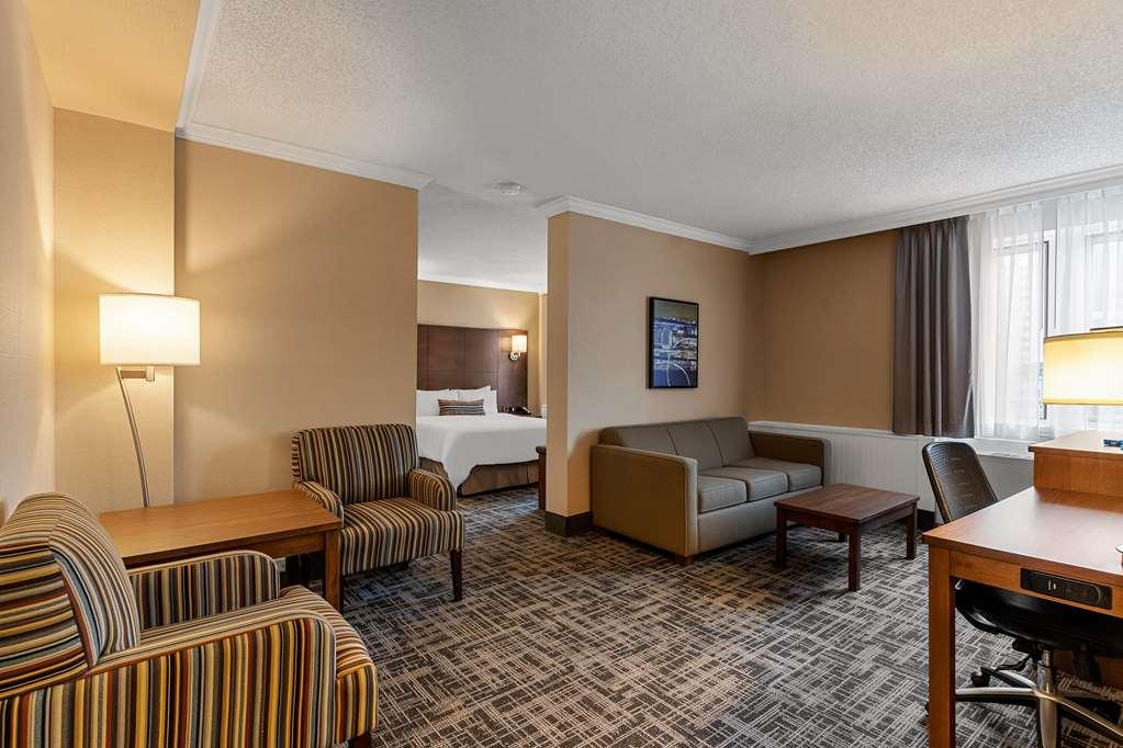 Best Western Ville-Marie Hotel & Suites Montreal Room photo