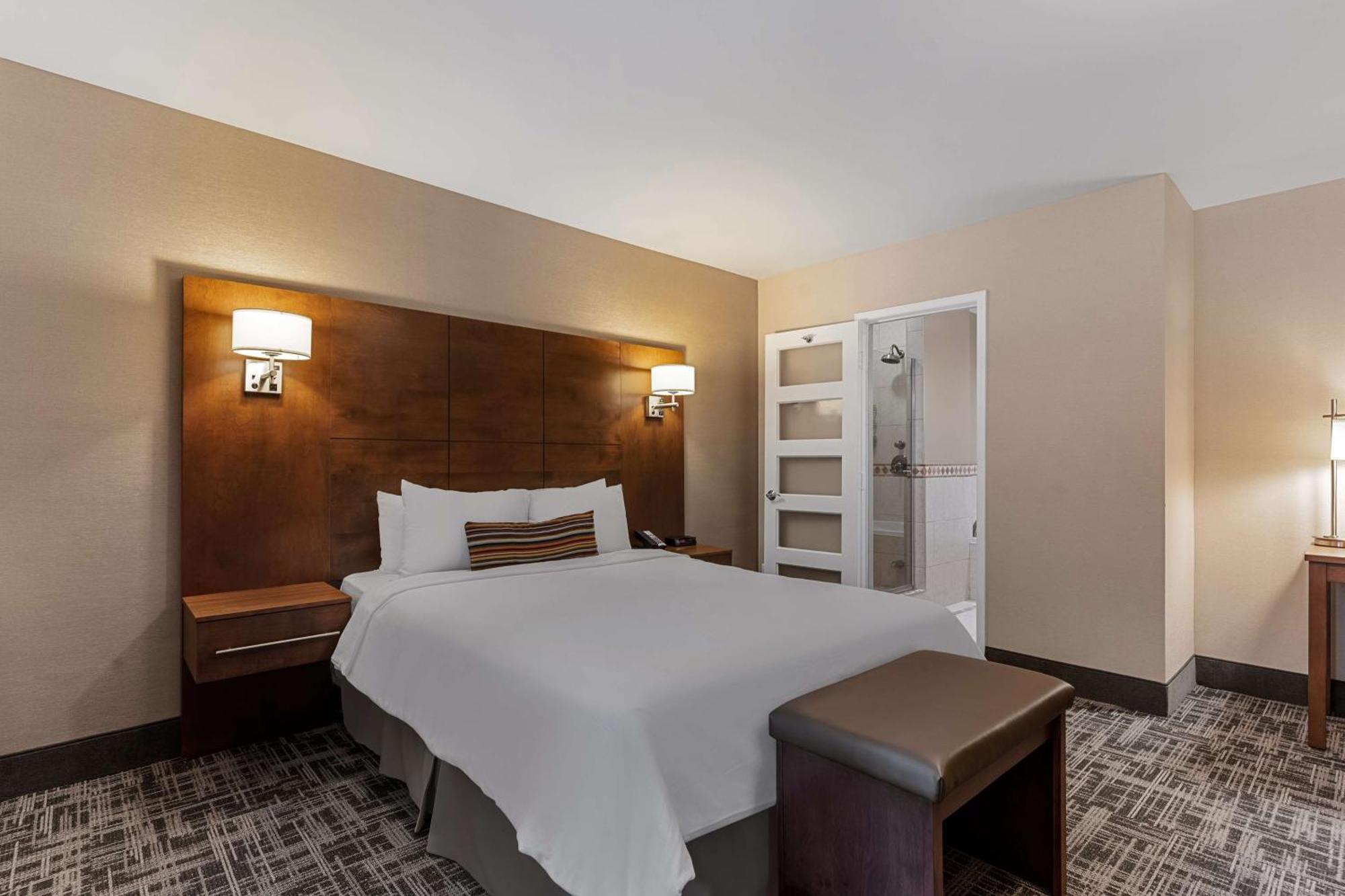 Best Western Ville-Marie Hotel & Suites Montreal Exterior photo