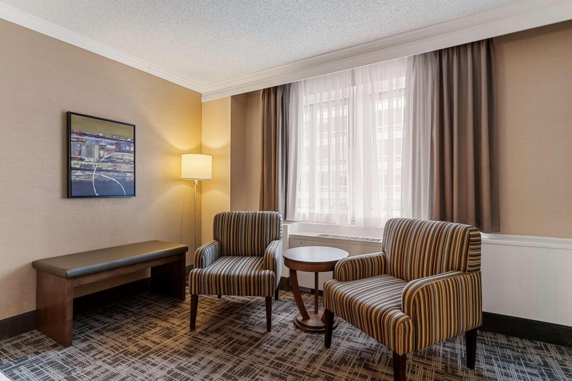 Best Western Ville-Marie Hotel & Suites Montreal Exterior photo