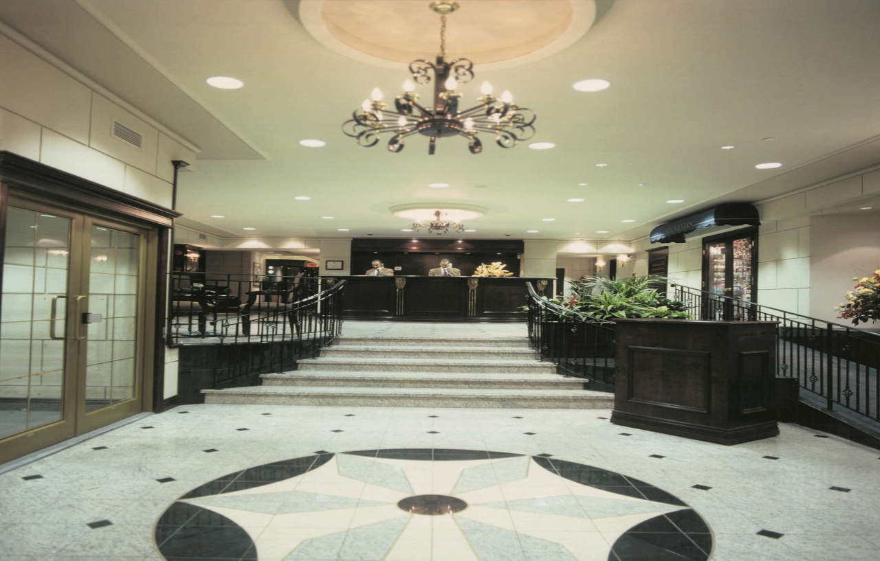 Best Western Ville-Marie Hotel & Suites Montreal Exterior photo